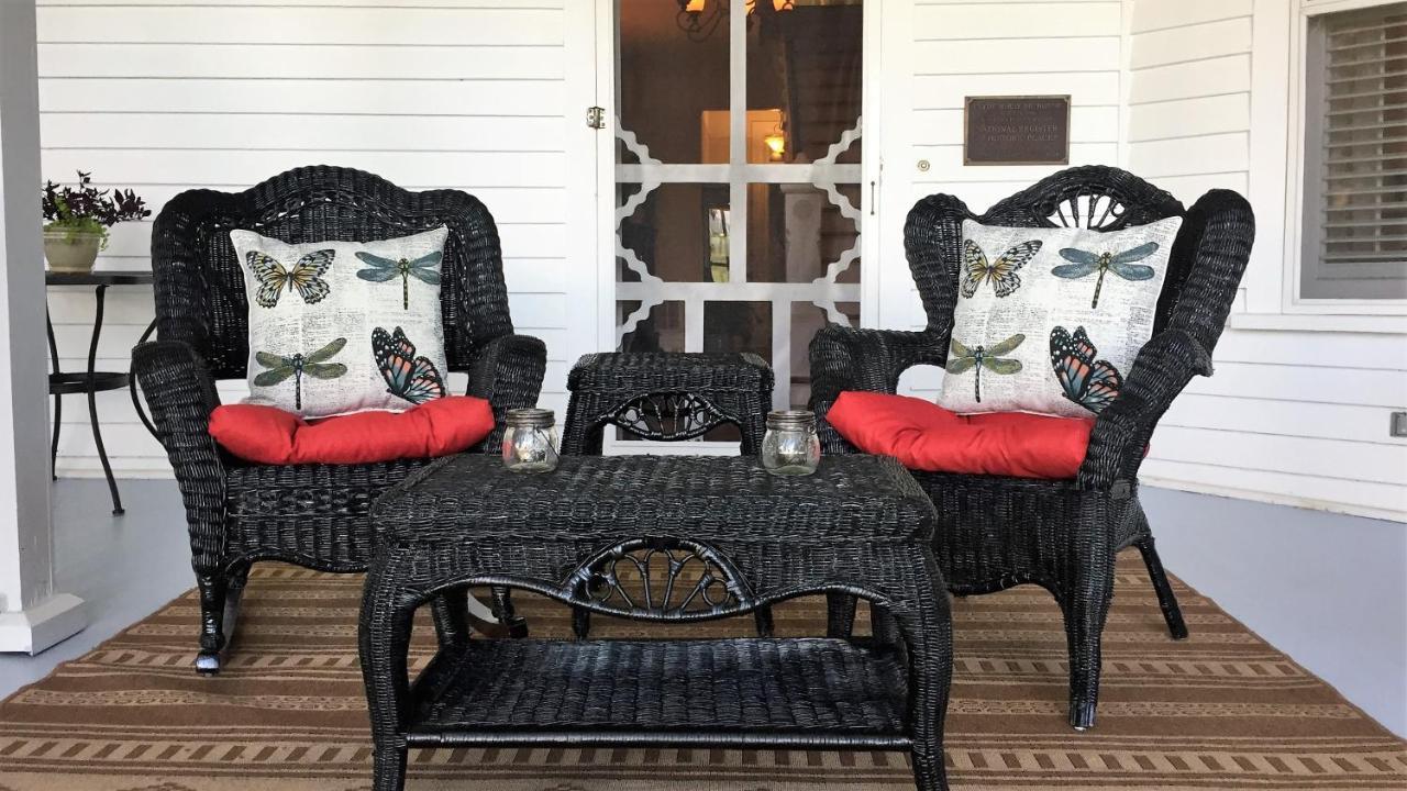 Oak Hill On Love Lane Bed And Breakfast Inn Waynesville Exterior foto